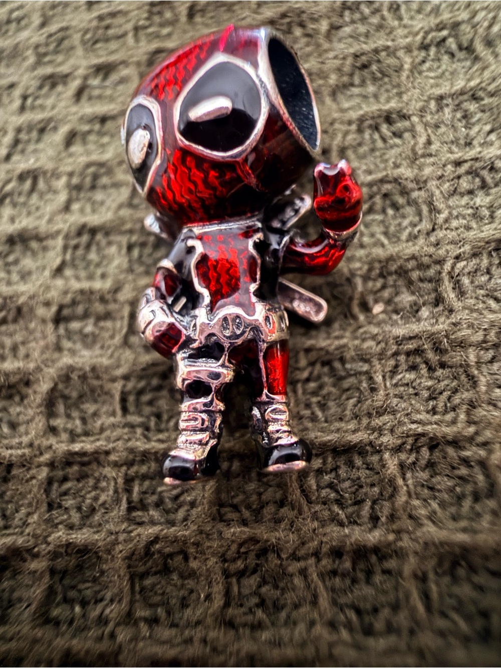 Pandora Red Metallic Deadpool Enamel charm - Picture 4 of 9